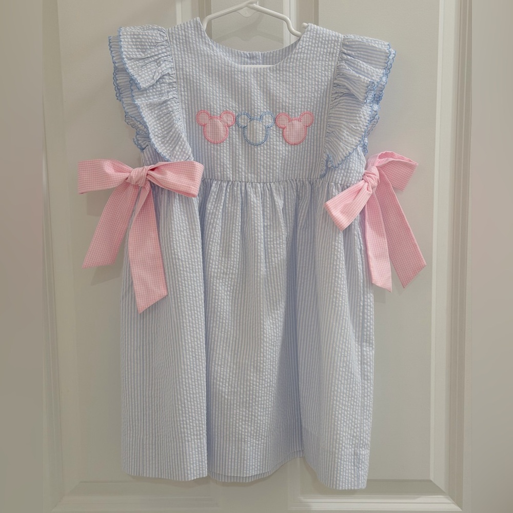Stitchy Fish - Blue and White Seersucker Disney Dress with Pink Bows - Size 5